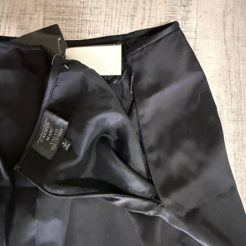 Carmen Marc Valvo Collection Black Satin Maxi Skirt Size Medium - Picture 2 of 8